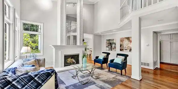 12 Chelsea Pointe