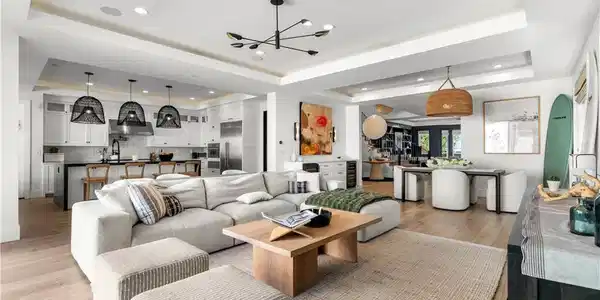 515 Tustin Ave