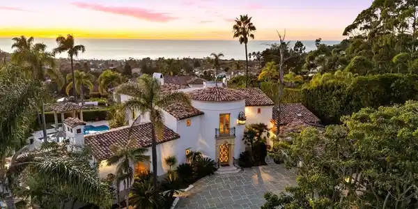 6692 La Jolla Scenic Dr S