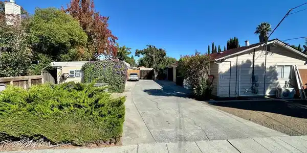 839 Coolidge Avenue