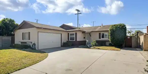 866 Yucca Street