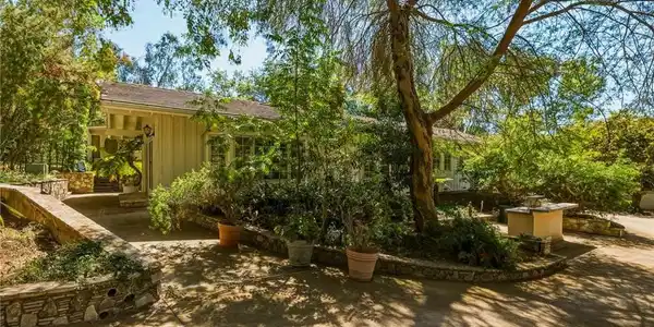 14 Johns Canyon Road