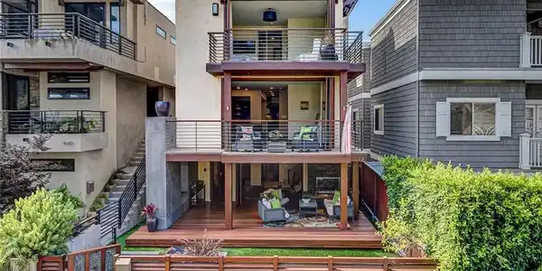436 32nd St.