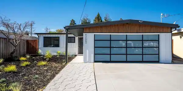 42663 Hamilton Way