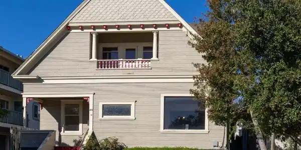 486 VAN BUREN ST