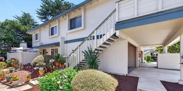 4266 Topsail Court