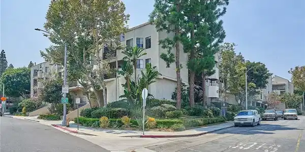 4146 E Mendez Street