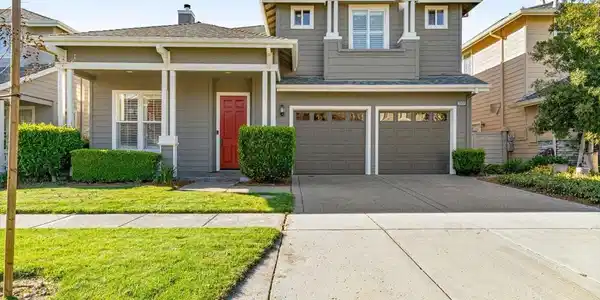 2004 Gossamer Avenue