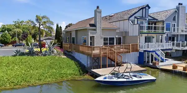 1057 Shoal Drive