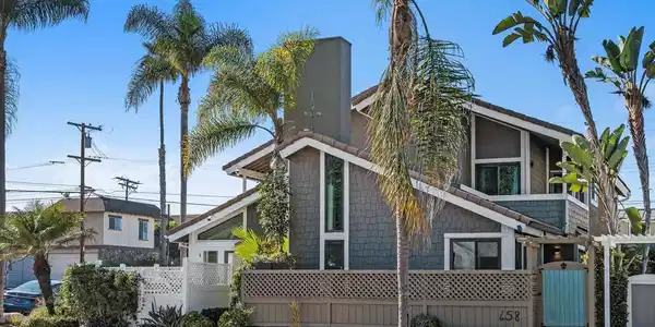 458 3rd Street
