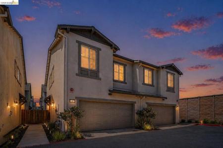 38 Fern Ln