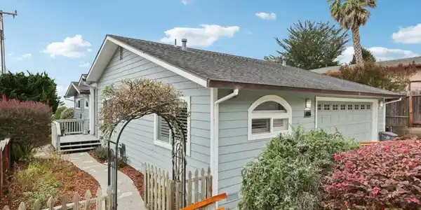 696 Francisco Street