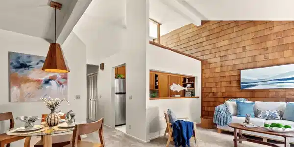 461 Dela Vina Avenue