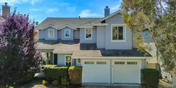 504 Waterlily Lane