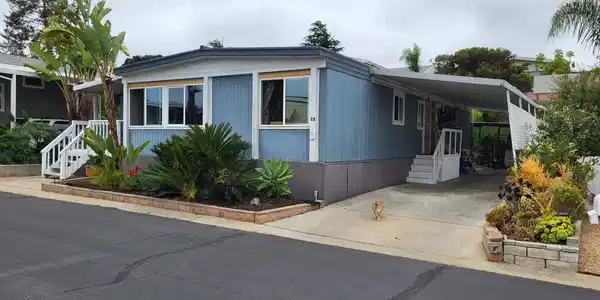 444 N El Camino Real