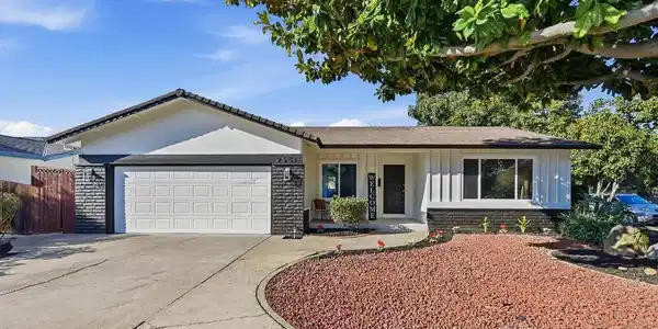 2551 Cherrywood Dr