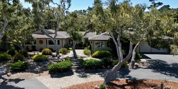 2831 Sloat Road
