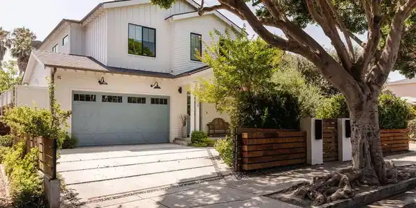 1128 Marine Street