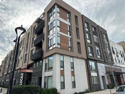 3658 Capitol Ave
