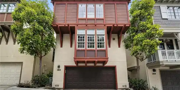 2616 BUNGALOW Place
