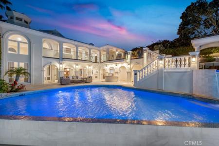 8 Saint Tropez
