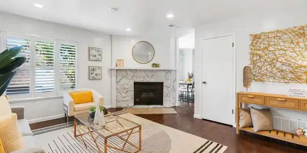 1233 Broadway