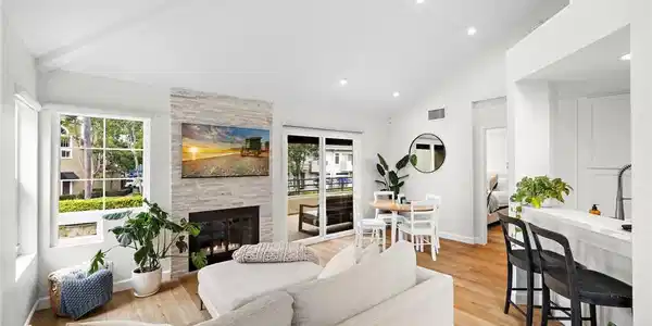 25102 Camino Del Mar