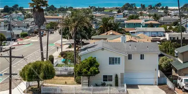 581 Newport