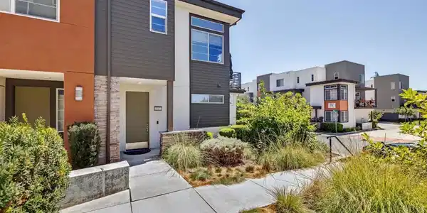 29272 Hub Lane