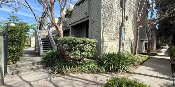 1763 Flickinger Place