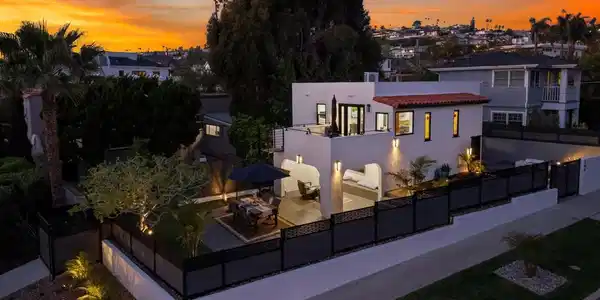 608 Forward Street