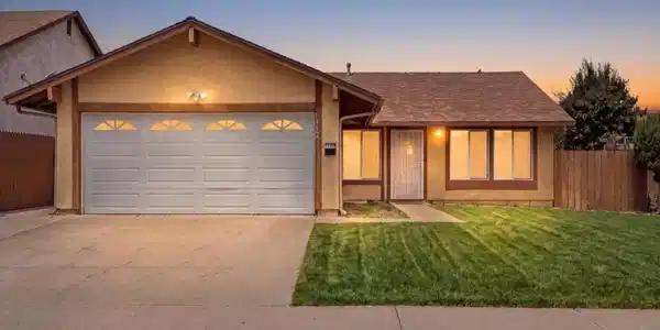 1992 Bandolier Lane