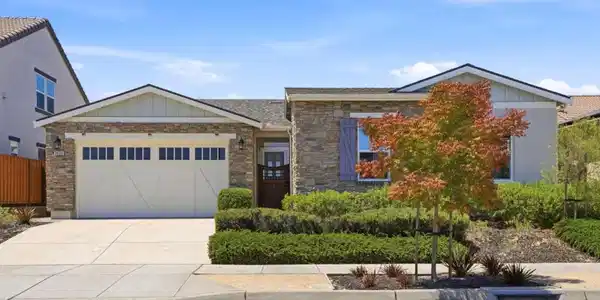 3033 Andesite Drive