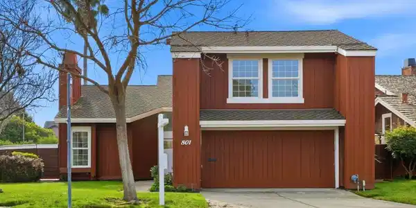 801 Grenada Lane
