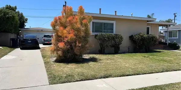 2211 Conquista Avenue