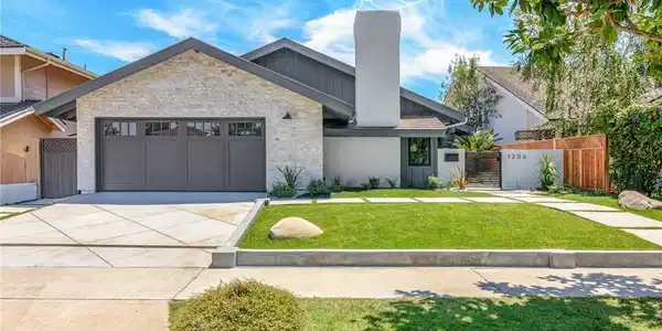 1206 Blue Gum Lane