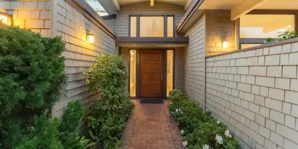823 Sonoma Terrace