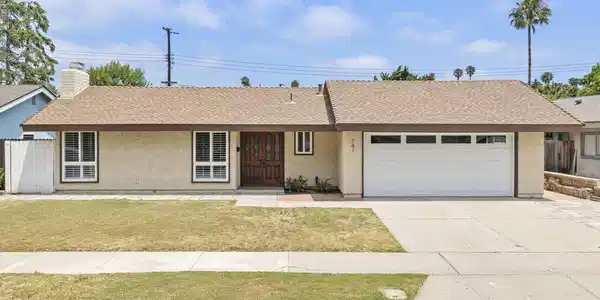 741 Kentwood Drive