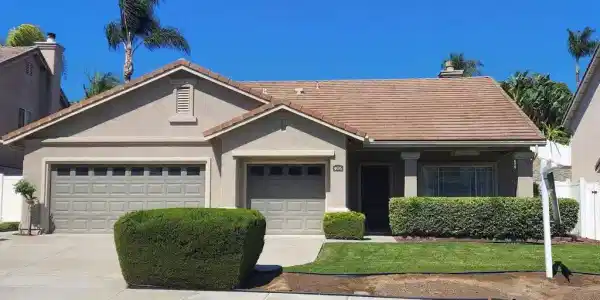 406 Lexington Circle