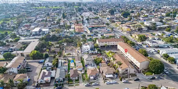 3285 Ocean View Blvd