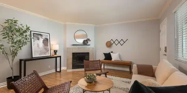 3928 Arizona St