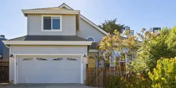 420 Valdez Avenue
