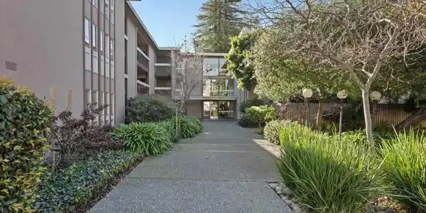 323 Monte Vista Ave