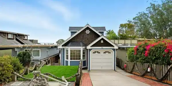 330 Avenue Cabrillo