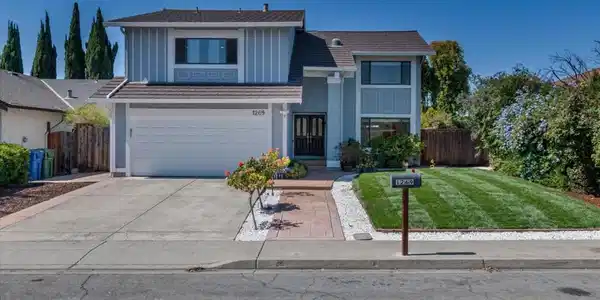 1269 Knollview Drive