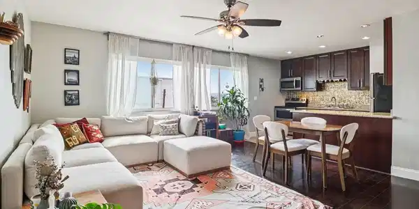 2266 Grand