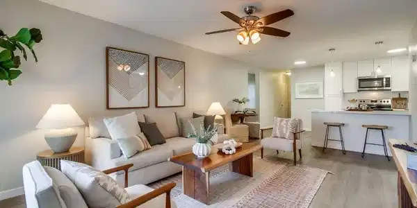 1111 Seacoast Dr