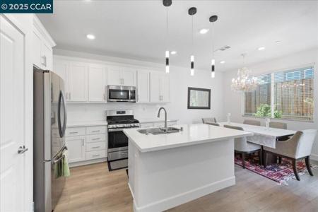 300 Hideaway Lane
