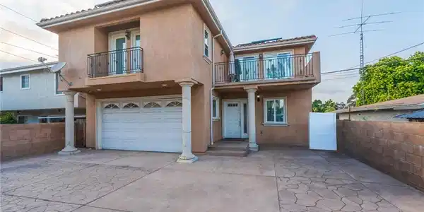 4445 W 163rd Street