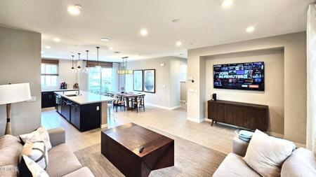 5663 Surfrider Way